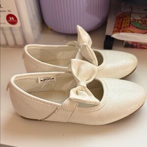 Carter's Cream Bow Dress Shoes